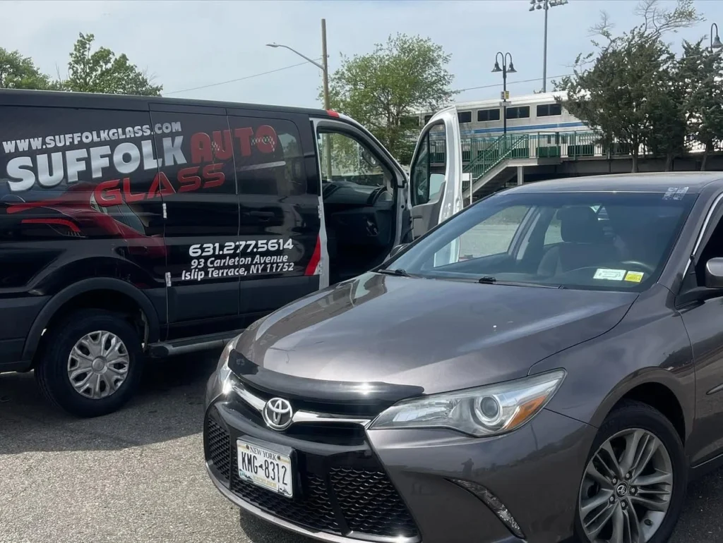 Bay Shore NY Auto Glass Replacement