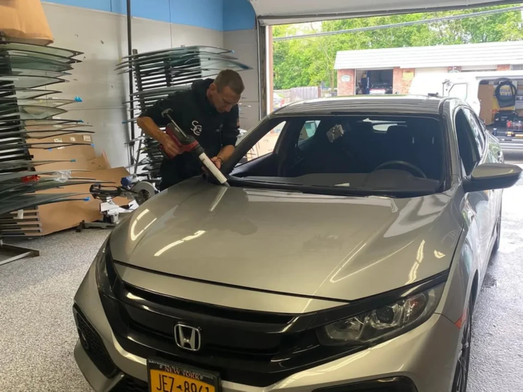 Central Islip NY Windshield Repair